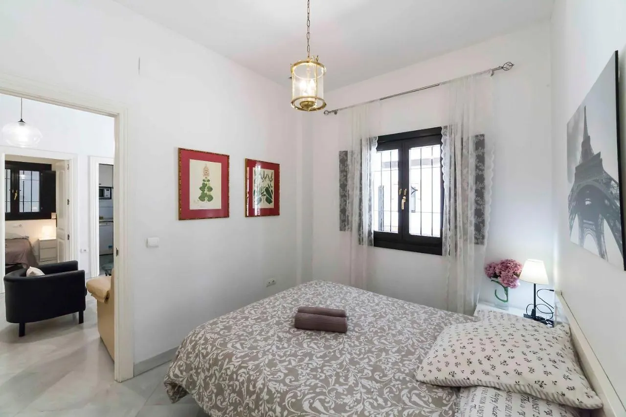 Jdcbd - Peaceful Double Bedroom Apartment In City Centre Siviglia