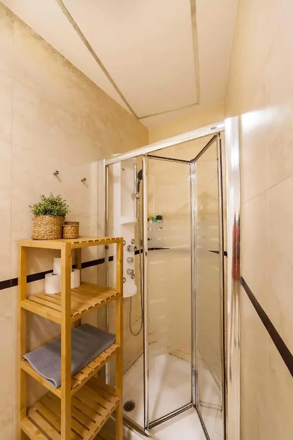 Jdcbd - Peaceful Double Bedroom Apartment In City Centre Siviglia